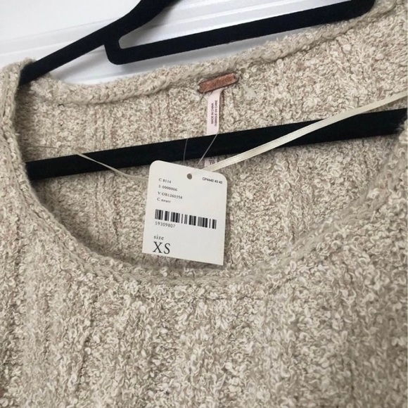 SOLD Free People Good Day Pullover NWT - Picture 2 of 4